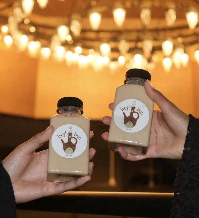 bottled latte catering chicago custom drinks displayed at event